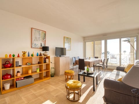 Apartment Cap Hermes-2 by Interhome Apartment in Fréjus