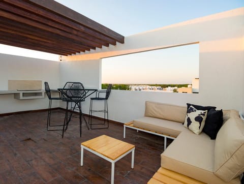Kuxaan Rooftop • Beach top Floor Condo • Roof Terrace & Grill Condo in Playa del Carmen