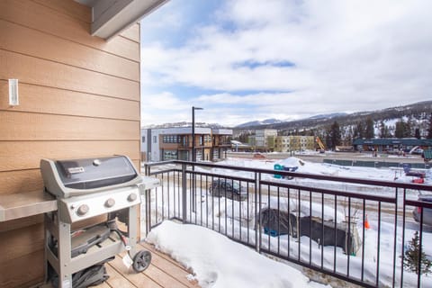 Arrow Townhome 276 by Stay WinterPark Chalet in Fraser