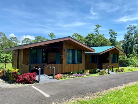 Property building, Day, Natural landscape, Garden