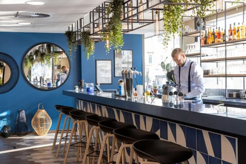 Lounge or bar, Lounge or bar, Drinks