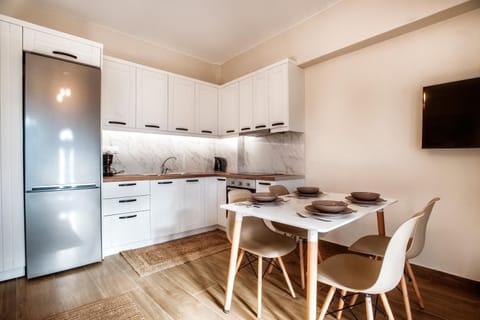 Dining area, Communal kitchen