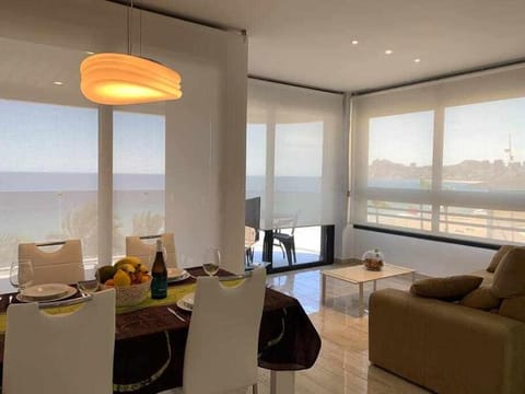 Apartamento de lujo en primera linea de playa Apartment in Benidorm