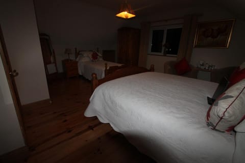 Woodlands Guest Accomadation Bed and Breakfast in County Galway