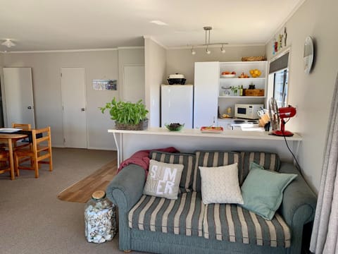 Whangamata Beach Break - Whangamata Holiday Home Maison in Whangamatā