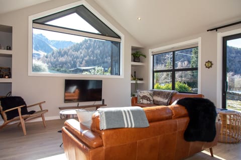 New Arrowtown Home, Complete comfort Maison in Arrowtown