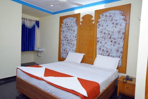 HOTEL ASWINI GRAND LODGE Hotel in Guntur