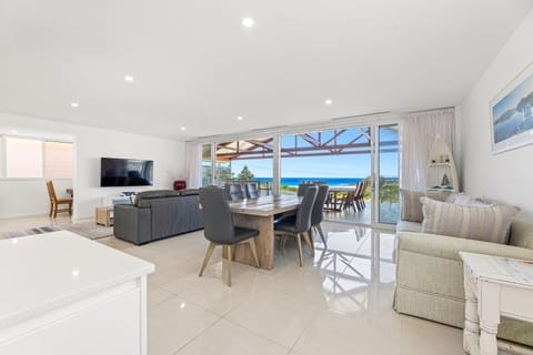 Luxury Beach House House in Narooma