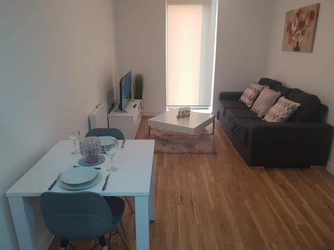 1 bedroom lovely apartment in Salford quays free street parking subject to availability Apartamento in Salford
