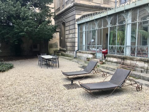 L Orangerie Spacieux appartement deluxe dans le centre historique Apartment in Avignon