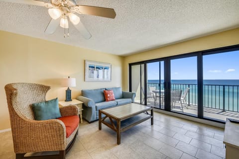 Commodore Resort #707 by Book That Condo House in Lower Grand Lagoon