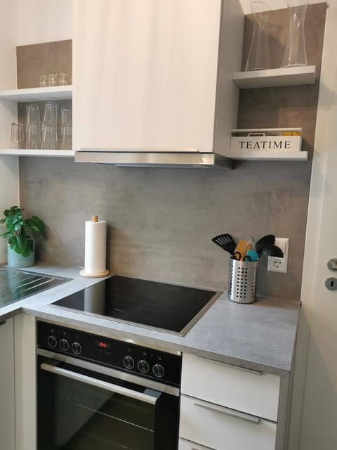 Kitchen or kitchenette, pet friendly