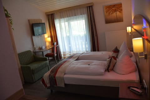 Alpina Hotel Bed and Breakfast in Rosenheim