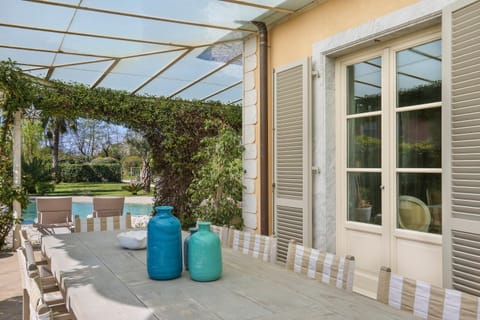 Luxury Garden House Villa in Pietrasanta
