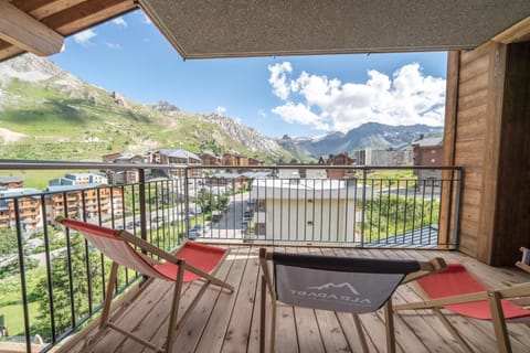 Balcony/Terrace, Mountain view