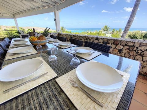 Villa la Vie en Rose, Stunning Ocean view, Private pool, Privacy Villa in Sint Maarten