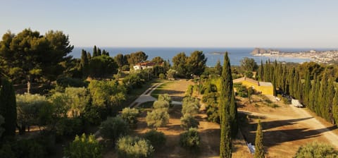 Terres du Baguier House in La Ciotat