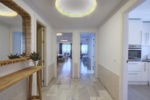 Front Row Penthouse Apartment on Carvajal Beach Appartamento in Fuengirola