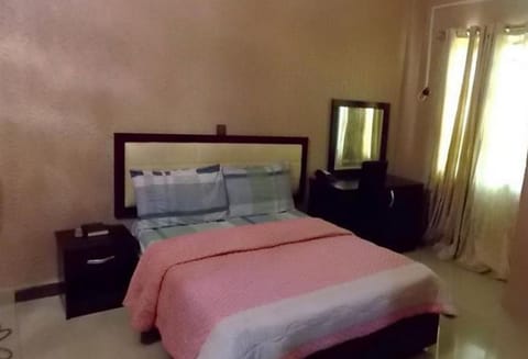 Room in Lodge - Goldenland Hotels Limited Bed and Breakfast in Nigeria