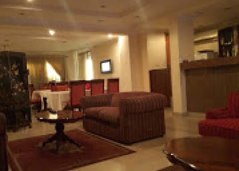 Room in Lodge - Ambassadors Hotel Ikoyi Übernachtung mit Frühstück in Lagos