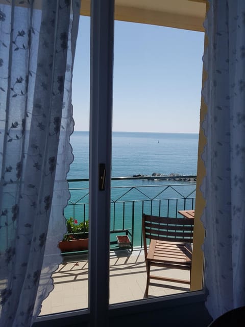 Balcony/Terrace, Living room