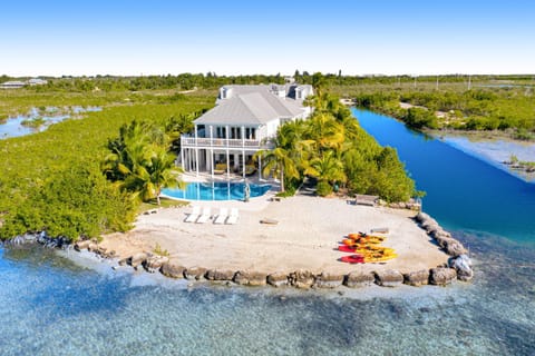 Villa of the Setting Sun House in Sugarloaf Key