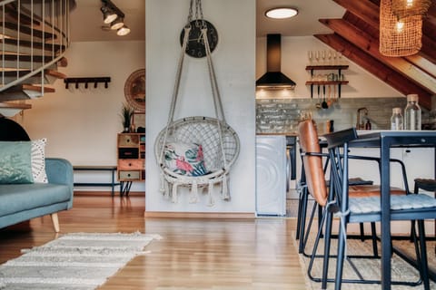 Living room, Seating area, Dining area