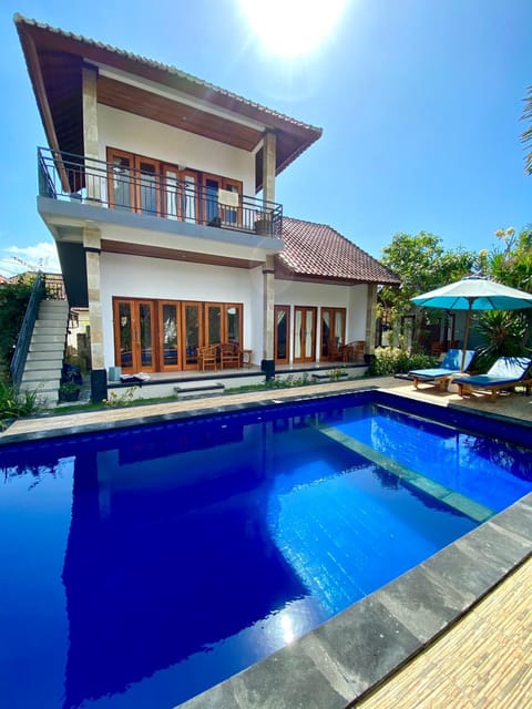 Radya Homestay Vacation rental in Nusapenida