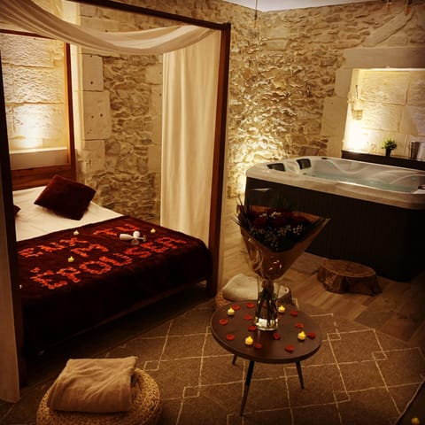 Suite de caractère avec Jacuzzi Apartment in Nimes