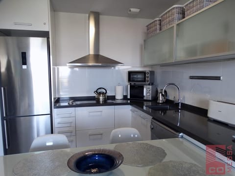 Kitchen or kitchenette, dishwasher, minibar, pet friendly, toaster