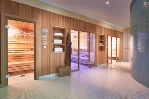 Sauna, Steam room, Spa and wellness centre/facilities