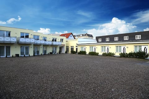Property building, Day