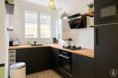 Superbe appart chic, hyper centre, vue château, Parking inclus Apartment in Caen