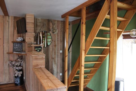 Cabane chez Manu House in Wallonia, Belgium