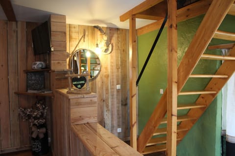 Cabane chez Manu House in Wallonia, Belgium