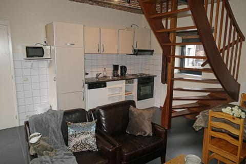 Apartments Cour d'Aix Bed and Breakfast in Flanders