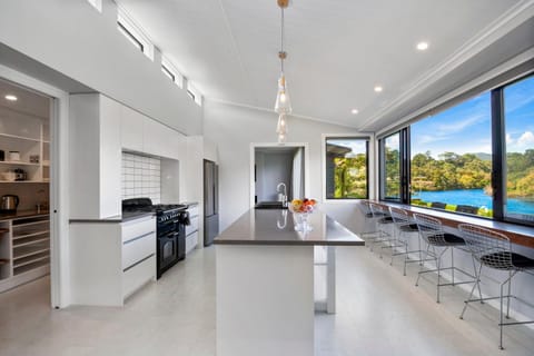 Kitchen or kitchenette, River view, River view