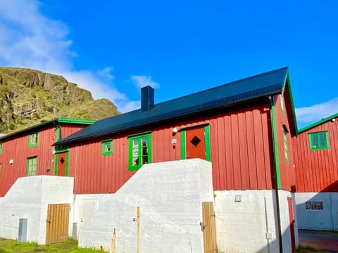 Property building, Mountain view