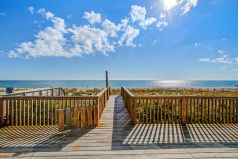 Beach Front House in Holden Beach