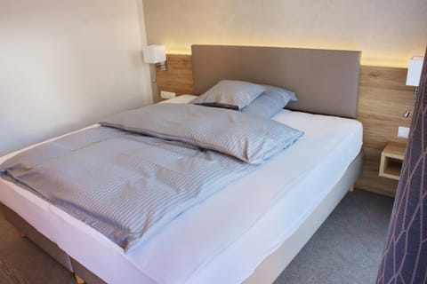 Stichwehs Hotel am Bahnhof Bed and Breakfast in Lower Saxony, Germany