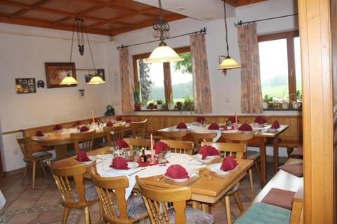Gasthof Grüner Baum "Kongo" Alojamiento y desayuno in Wangen im Allgäu