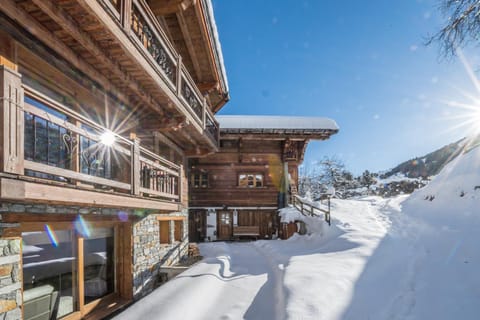 Property building, Winter, Garden, Garden, Mountain view, Mountain view