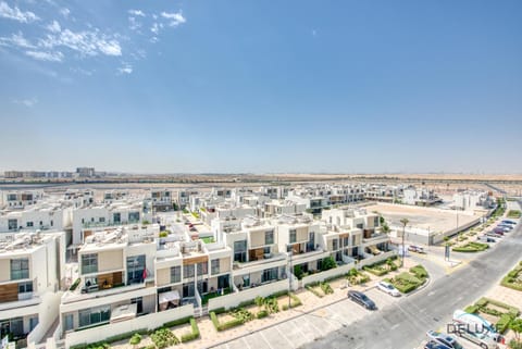 Harmonious 1BR in The Pulse Residences Dubai South by Deluxe Holiday Homes Appartamento in Dubai