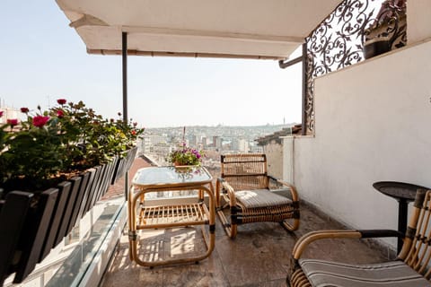 Origine RentalS Galata Tower Apartment in Istanbul