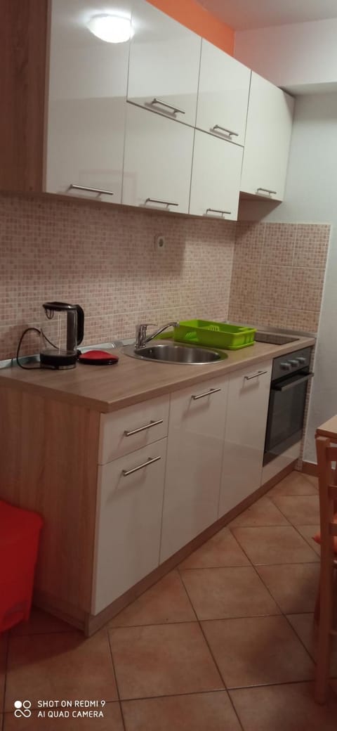 Studios Ana Mari Apartamento in Komiža