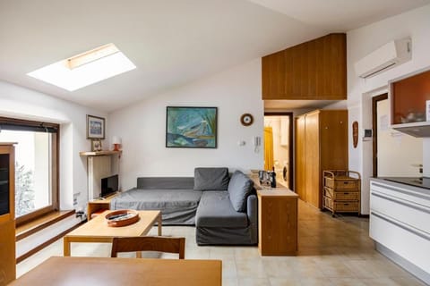 Lake Attic in Villa Lina Apartment in Riva del Garda