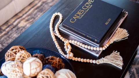 Little Smokys Retreat , 5 Bedroom , Only 10 min to Gatlinburg and Pigeon Forge! House in Gatlinburg