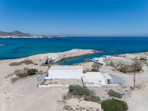 Property building, Natural landscape, Summer, View (from property/room), View (from property/room), Beach, Beach, Sea view, Sea view, Parking