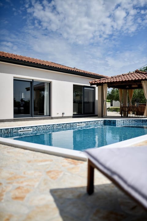 Wonderful Holiday House Bruno with pool Villa in Šibenik-Knin County, Croatia