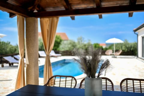 Wonderful Holiday House Bruno with pool Villa in Šibenik-Knin County, Croatia